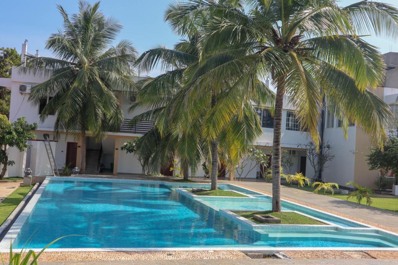 Reddalf'S Holiday Resorts Arugam Bay Exterior photo